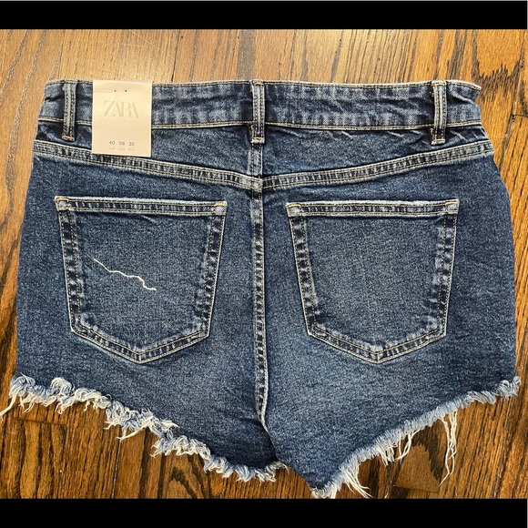 Zara Denim Cheeky/HI-RISE Shorts - Picture 2 of 6
